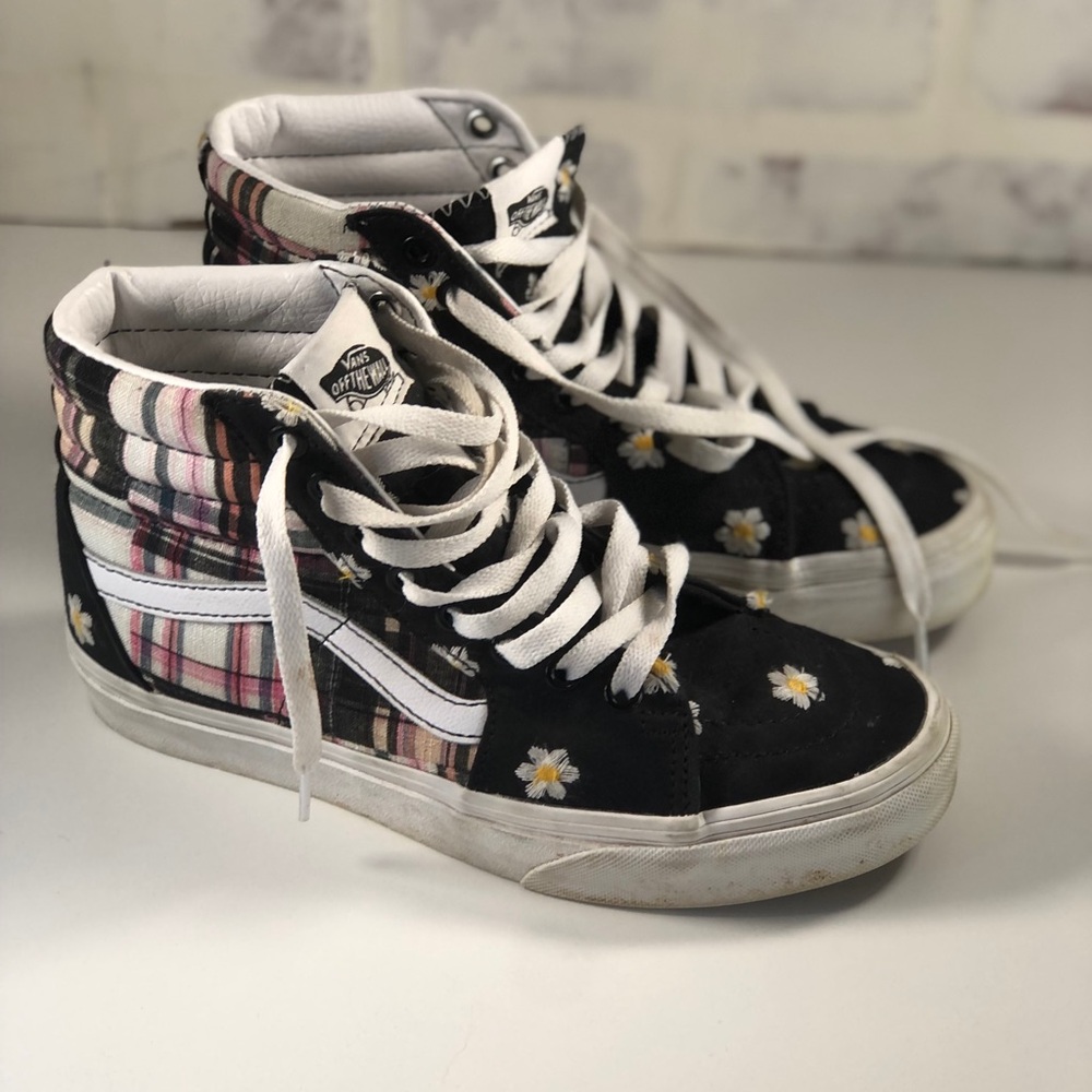 Vans High Tops Women’s Size 6.5